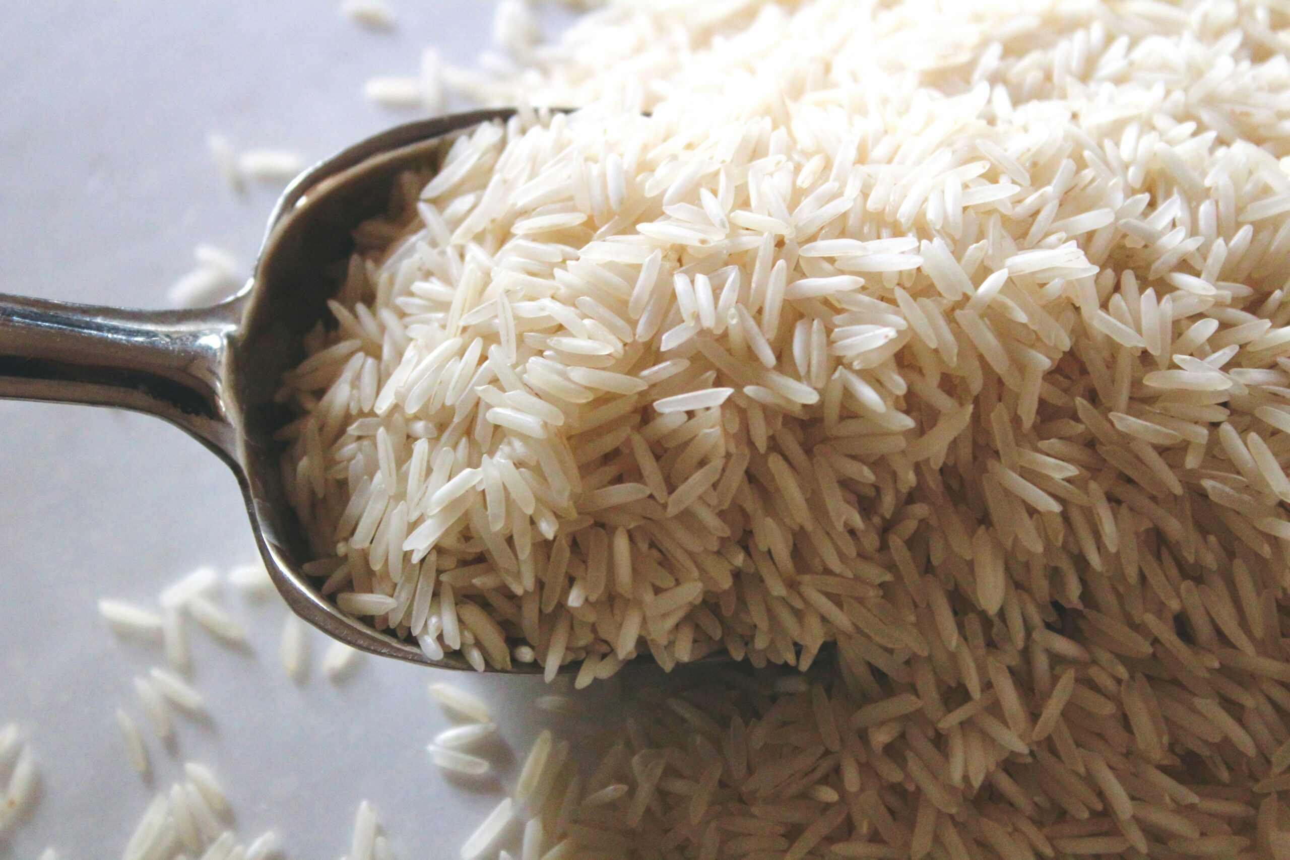 How Many Calories in Rice? (White, Brown & More Explained)